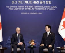 [속보]이재명 대통령 "잠수함 사업수주, 韓기업 예비후보 선정"…캐나다 총리 "역량 알고 있다"