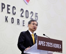 조현 외교장관, APEC '경주선언' 채택? "매우 근접…막판 협상중"
