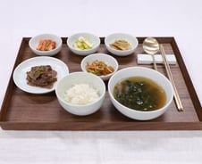 김혜경 여사, APEC 대표 배우자들과 'K-푸드' 오찬…메뉴는?