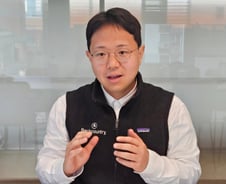 판교맘 사이서 입소문 난 '수영 샴푸' 뭐길래..7000억 거대 시장 도전