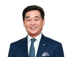 지방금융 한계 허문 김기홍 JB금융 회장, 혁신경영 모범사례