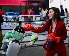 중국이 베팅하는 '휴머노이드 로봇'의 시대는 정말 올까? [PADO]