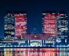 이재명 대통령 UAE 국빈방문…아부다비 곳곳에 '대형 태극기' 빛났다