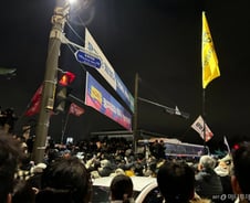 "안 가는 게 더 무서웠다"…계엄의 밤, 장례식장에서 국회로 달려갔다