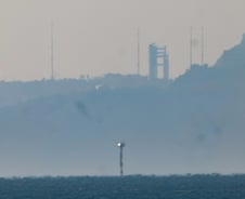 '새벽 1시 발사' 사상 첫 도전- 누리호, 발사 운명 건 막바지 점검 돌입