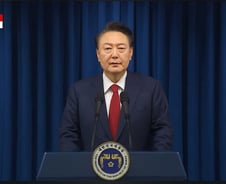 "비상대권으로 헤쳐가야"부터 선포까지…공소장으로 본 계엄