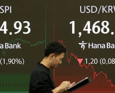 '구글 vs 엔비디아' 전쟁 쌍끌이 수혜…"삼전·SK, 40% 더 오른다"