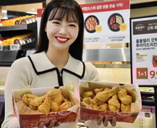 치킨 두 마리 9990원...위기의 홈플러스, 고객유치 총력전