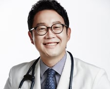 [메디컬아시아 2025]이기호 플레이트의원 원장, 보건복지부장관상 수상