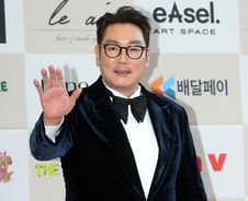 '소년범 인정' 조진웅, 결국 은퇴 선언..."배우 길 마침표, 과오 책임"