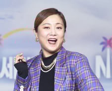 '갑질 의혹' 박나래 "전 매니저들, 거액 요구"…공갈 혐의 맞고소