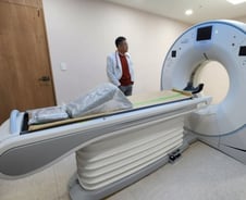 응급 아이 살리려 '8억 CT' 샀는데..."비닐도 못 뜯어" 어린이병원 호소[르포]