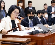 과방위, '청문회 불출석' 쿠팡 김범석 등 고발…"국민 우롱"