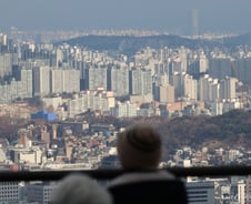 공급은 늦고 규제는 빠르다…2026년 집값, 대출·세금 '정책'이 가른다
