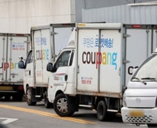 쿠팡 김범석, 한달 만에 '늑장' 사과했지만..."청문회는 불출석"