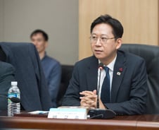 배경훈 부총리 "쿠팡 '셀프조사' 동의 못해…3300만건 유출 맞다"