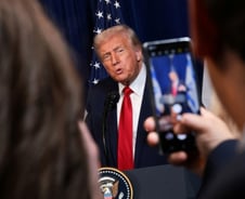 트럼프 "베네수엘라 공격 성공…마두로 생포해 해외로 이송"