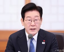 '베네수엘라 국가비상사태' 이재명 대통령 "상황 악화시 철저한 철수 계획 수립하라"