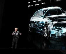 벤츠와 손잡은 엔비디아, '생각하는 AI' 자율주행차 올해 나온다