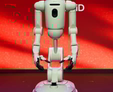 [영상]빨래 개는 로봇 나오자 "귀여워" 관람객 탄성…젠슨 황 "LG 로봇"