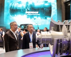 박정원 두산 회장, CES 참가…"AI 시대 에너지 시장 선도할 것"