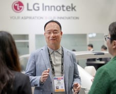 문혁수 사장 "LG이노텍, 부품 아닌 솔루션 기업…고수익 구조로 재편"