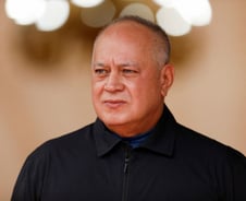 마두로 멘토·현상금 370억인데…美 '칼날' 피한 남자[글로벌키맨]