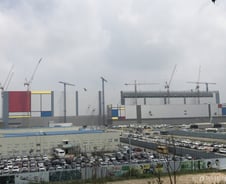 "우리 지역에 삼성을" 선거 때마다 '空'약 남발...기업 흔드는 정치 논리