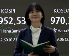 "살게 없다" 천스닥 코앞서 지지부진…'10조' 실탄 쥔 개미 움직인다