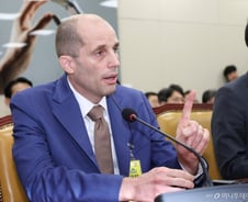 쿠팡이 로비·사주? "가당치 않다"…미국 투자자 움직임에 '당혹'