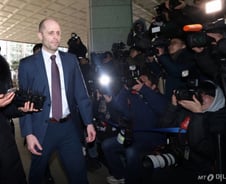 "정보유출 3000개로 축소 아냐"...로저스 쿠팡 대표, 해명 주력할 듯