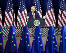 '떠날수도, 믿을수도 없네'…유럽, 美 의존 줄이려 여기까지 갔다