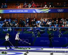 "올림픽 컬링장 정전 사태"…일정 돌입 첫날부터 황당 해프닝