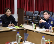 '다 죽인다' 주먹질에 벽에 대변칠도...치료가 더 급한 범죄자