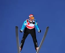 스키점프 기록 위해 음경 확대 주사? 국제스키연맹 "사실무근"