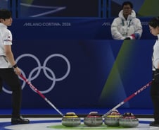 한국 컬링 믹스더블, 노르웨이에 5-8 역전패…9위로 마감