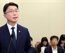 류제명 차관 "쿠팡, 유출된 주소정보 1.4억건 넘을 수 있어"