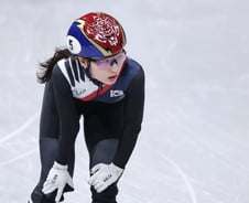 쇼트트랙 최민정, 조1위로 500m 준결승 진출…김길리·이소연 탈락