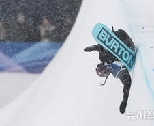 '스노보드 金' 최가온, 뼈 3곳 부러진 채 메달 땄나…의미심장 게시물