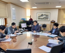 美 상호관세 '무효 판결'…구윤철 "국익 최우선 대응방안 논의"