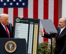 트럼프 '상호관세 철회' 행정명령 서명…'해방의 날' 이후 10개월만