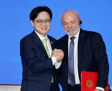 한·브라질, 전략광물·AI 동맹 강화…이재용·정의선 등 총수 총출동