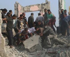 中, '통제불능' 경계하며 신중한 이유 세가지