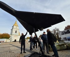 3000만원 드론 vs 58억 미사일...이란 전쟁, 소모전 변수