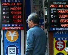 [사설] 환율 급등 용인 않는 의지 보여야