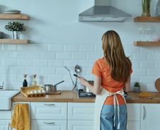 "매일 썼는데" 주방서 '이것' 없애면 암 위험 뚝…의사 조언 [1분 생활백서]