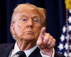 트럼프 "이란전 매우 빨리 끝날 것…원유공급 차단 땐 더 강하게 타격"