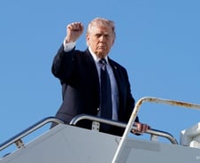 美백악관 "트럼프 '군사목표 완전 달성' 판단시 이란전 종료"