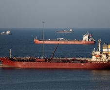 3주째 전쟁 '초강경' 이란, "적국 아니면 호르무즈 통과" 진짜 이유