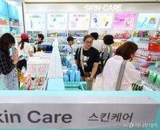 "5000원 화장품 팔아도 돈 번다" 영업익만 4000억?...'박리다매' 대반전